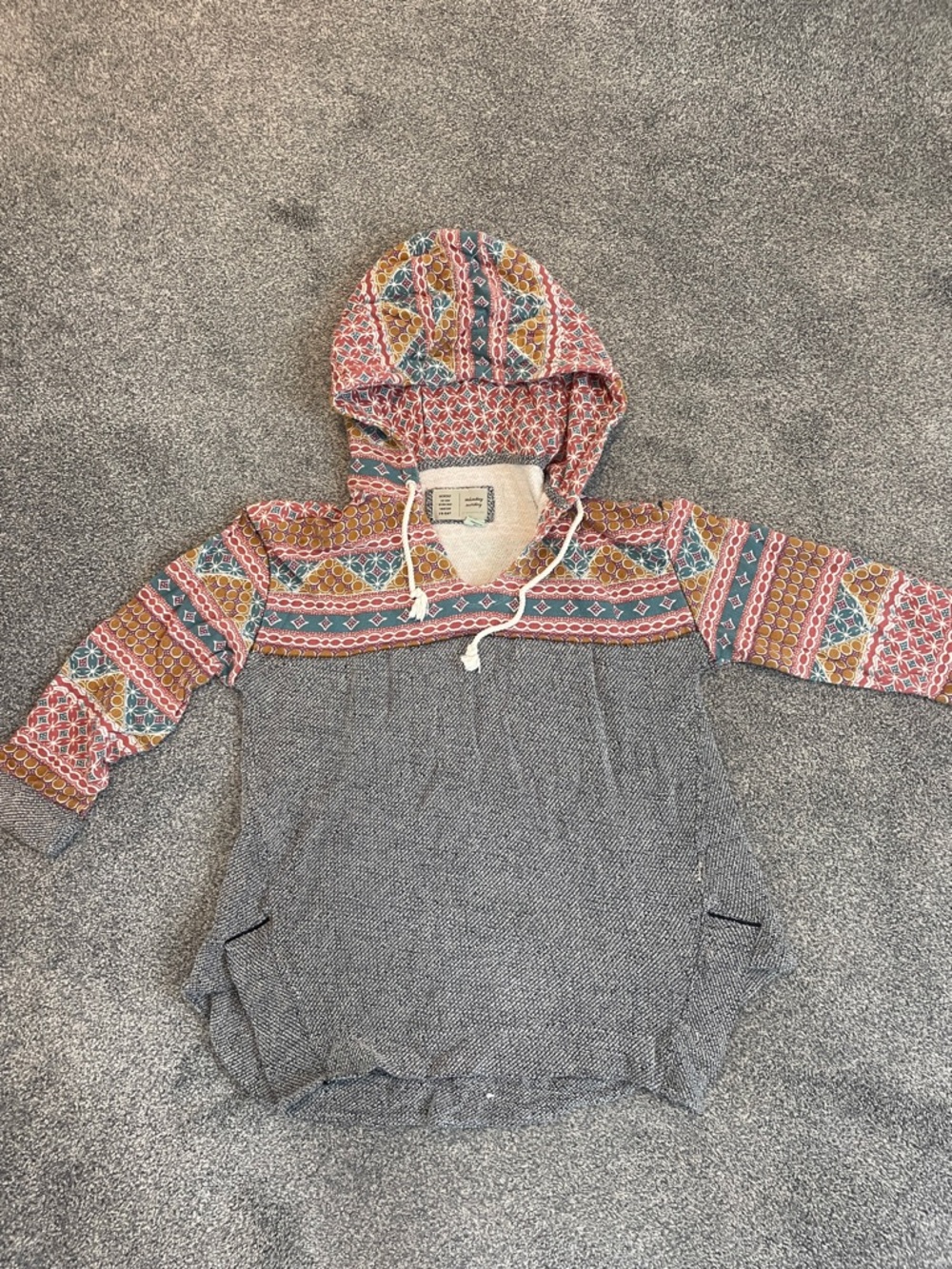 Cozy Patterned Hooded Pullover - Multicolor